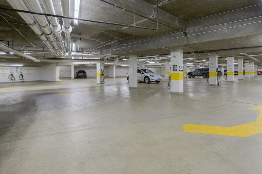 1901 1008 Cambie Street