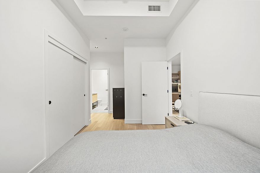 3958 Dumfries Street