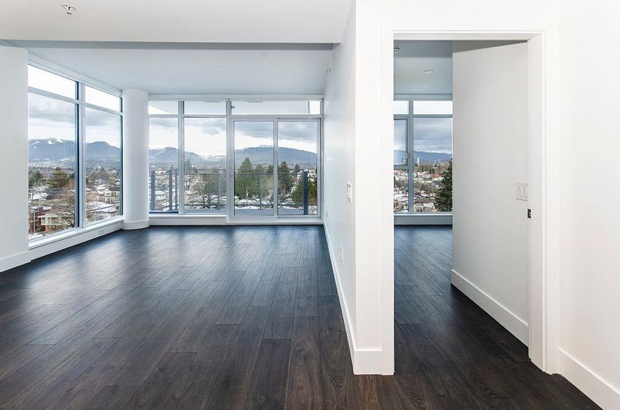 808 2435 Kingsway Street