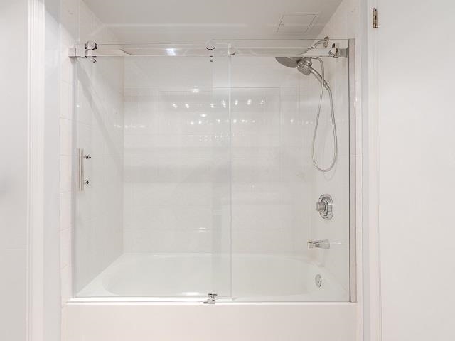 303 1415 W Georgia Street