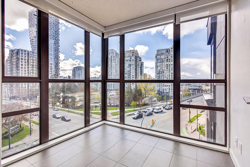 601 1003 Pacific Street