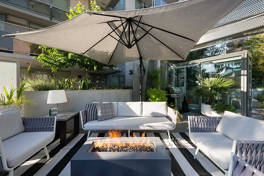 403 1365 Davie Street