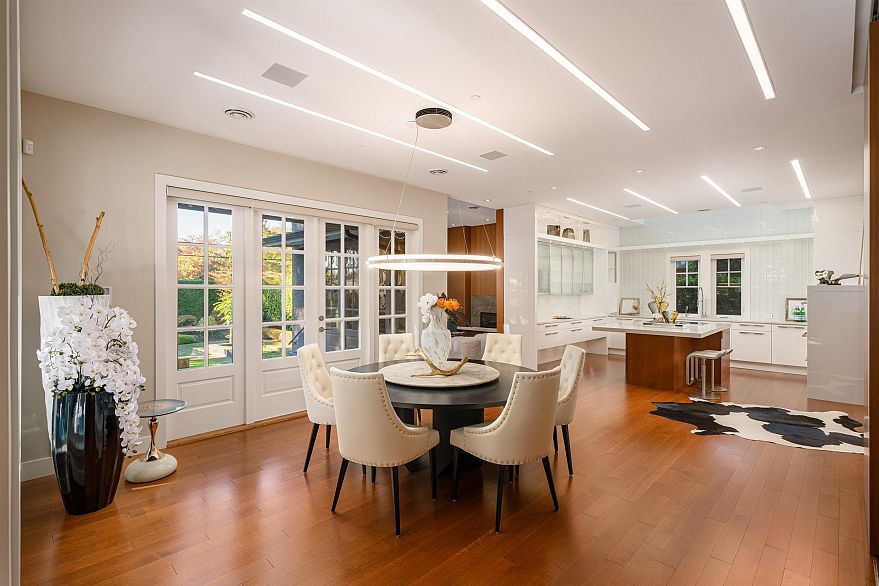 5961 Churchill Street