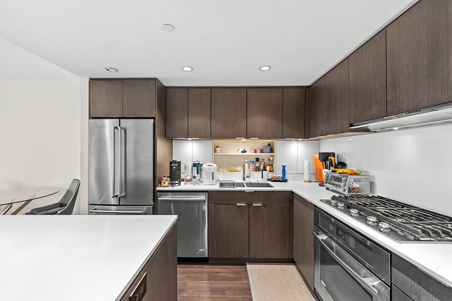 1107 111 E 1st Avenue