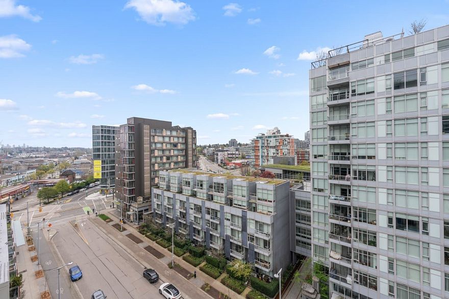 1107 111 E 1st Avenue