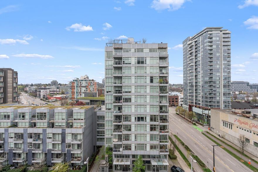 1107 111 E 1st Avenue