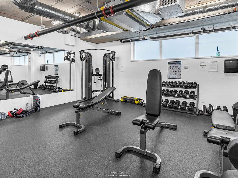 509 311 E 6th Avenue