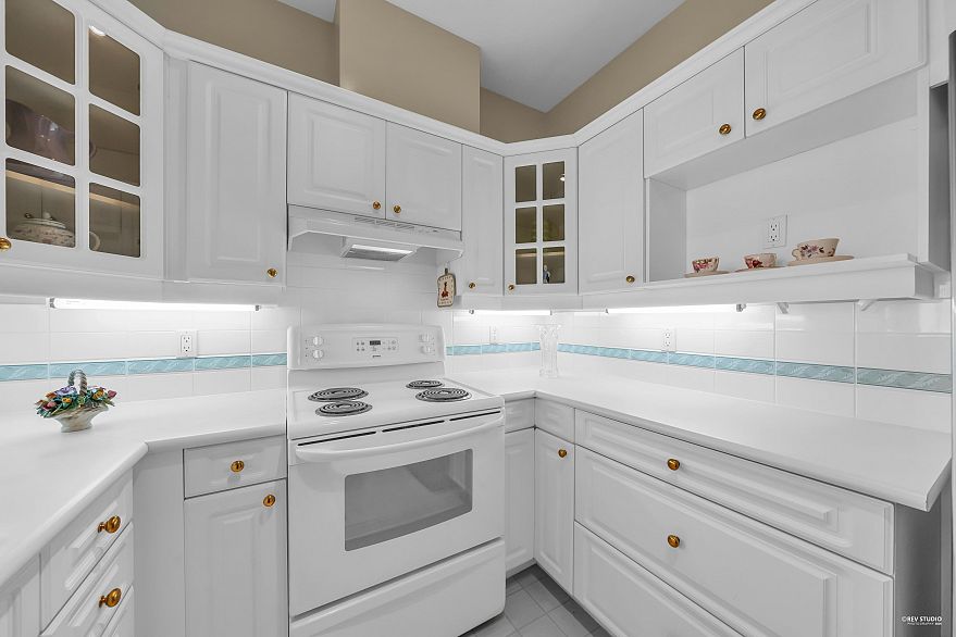 321 360 E 36th Avenue