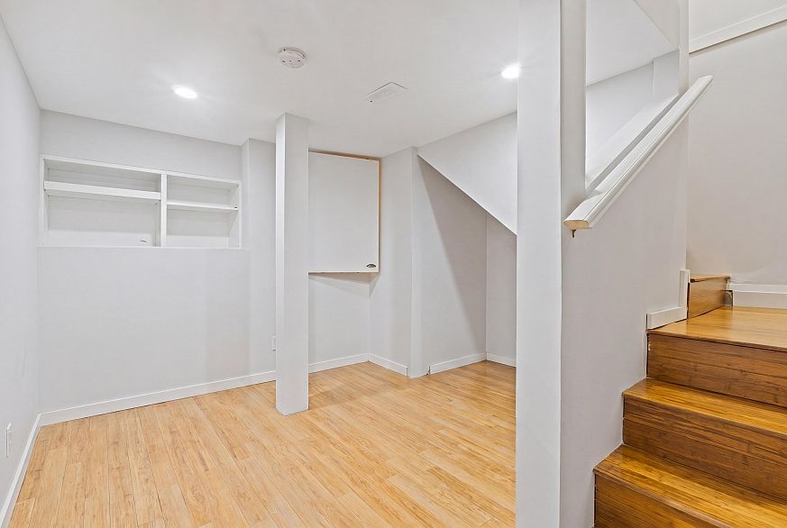 4103 Inverness Street