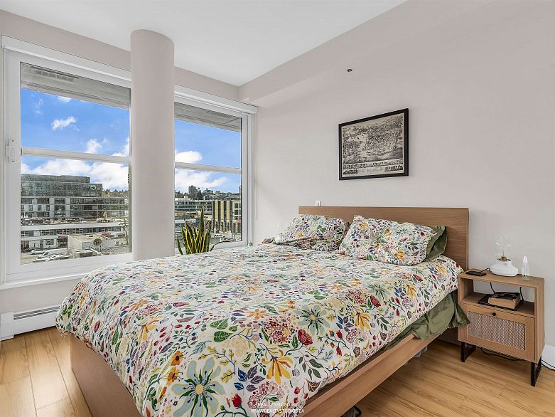 710 159 W 2nd Avenue