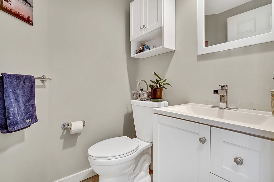 3264 Clermont Mews