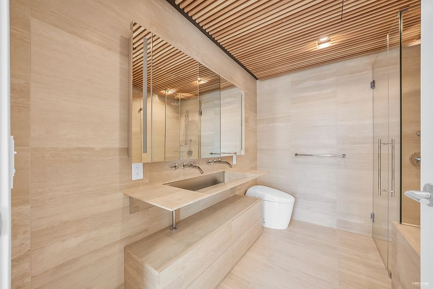 1704 1568 Alberni Street