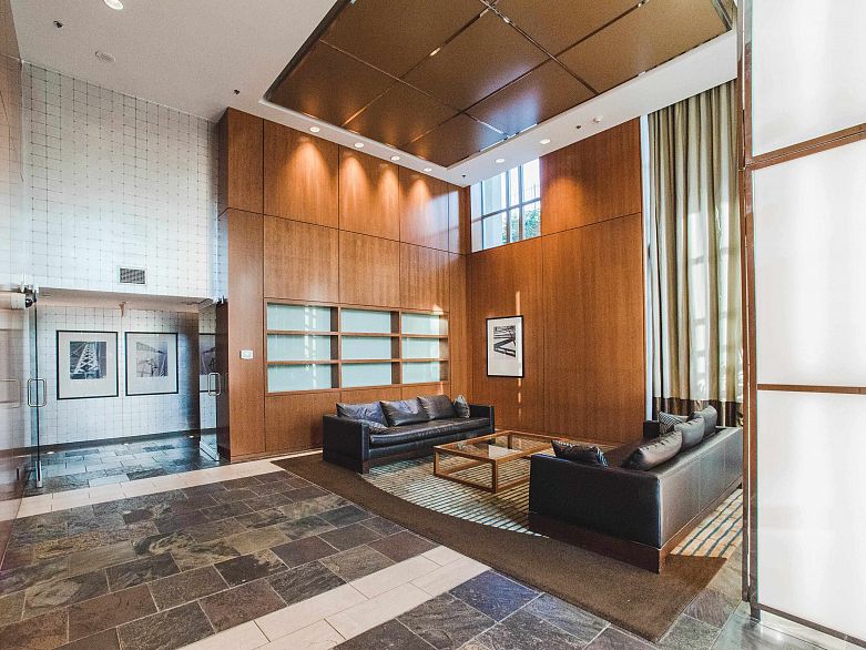 1506 1005 Beach Avenue