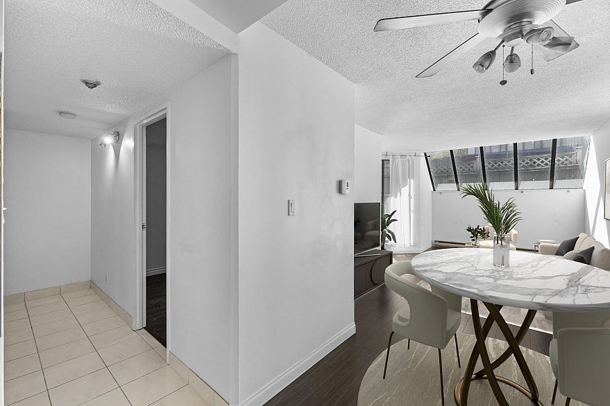 207 1270 Robson Street