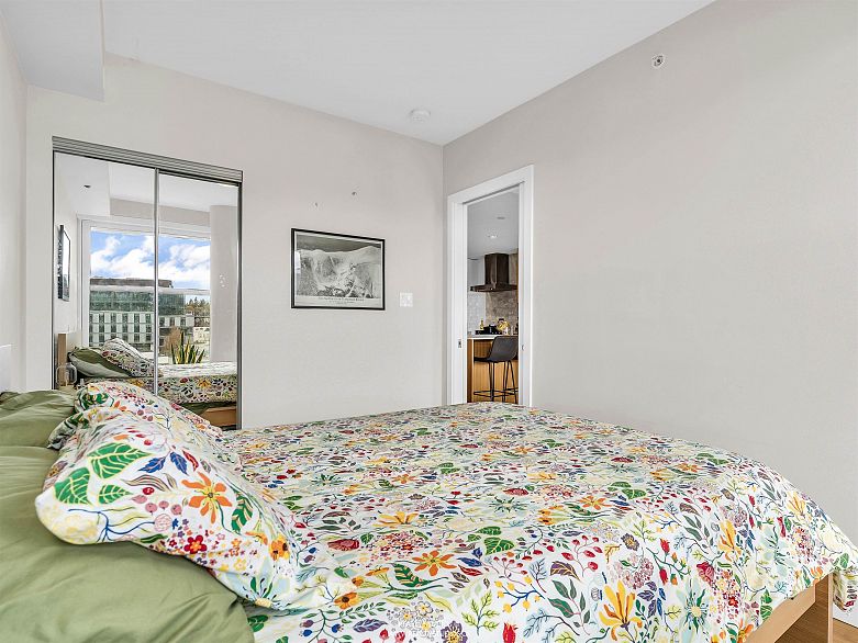 710 159 W 2nd Avenue