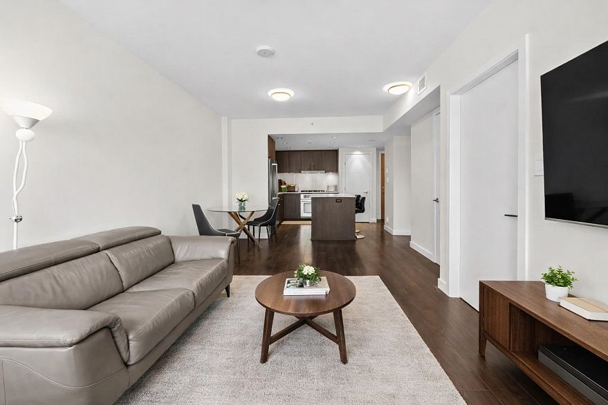 1107 111 E 1st Avenue