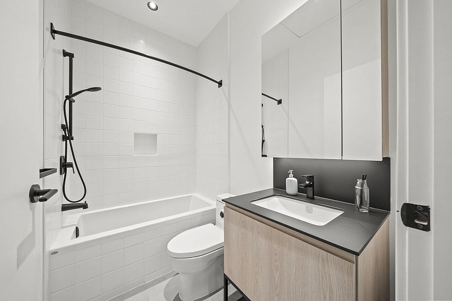 3958 Dumfries Street