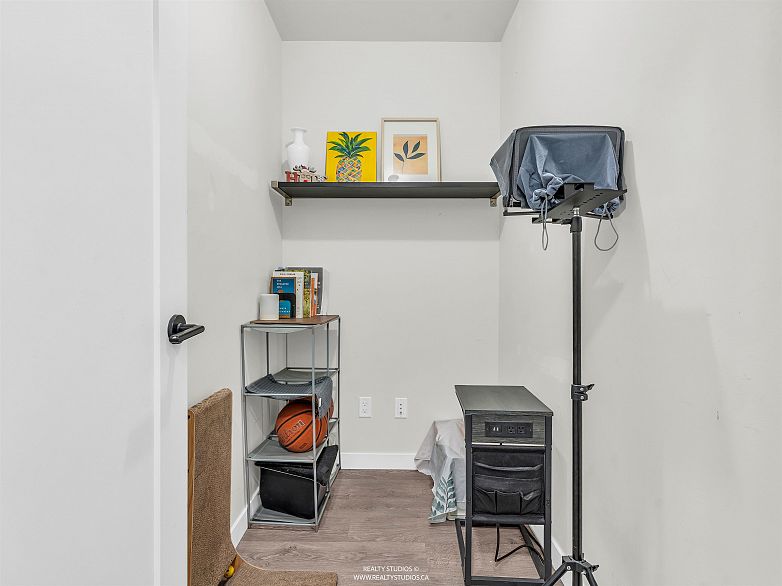 509 311 E 6th Avenue