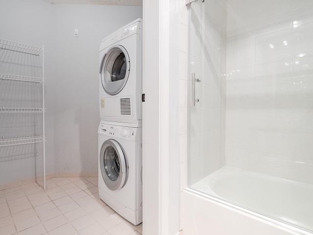 303 1415 W Georgia Street