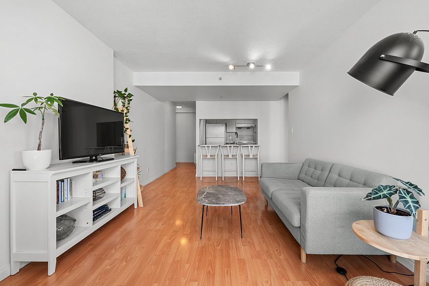 1205 5189 Gaston Street