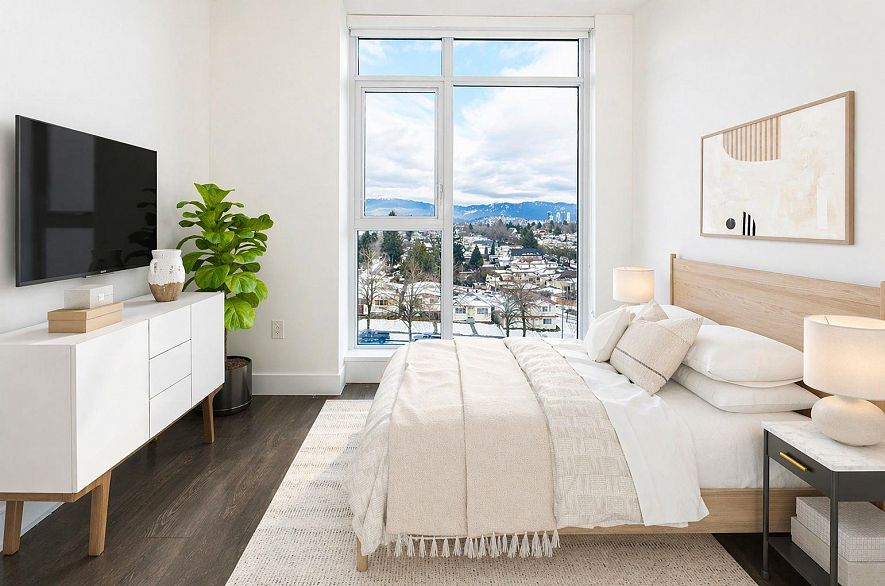 808 2435 Kingsway Street