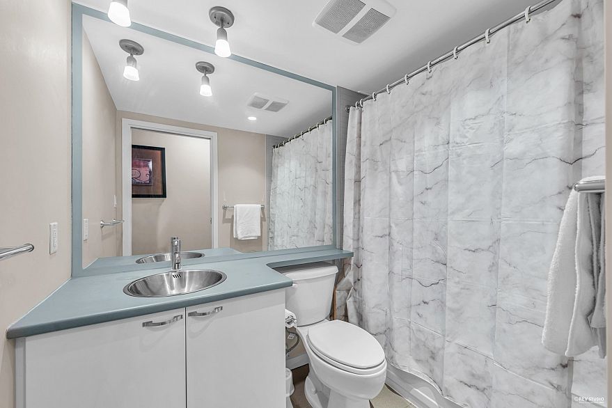 2301 602 Citadel Parade