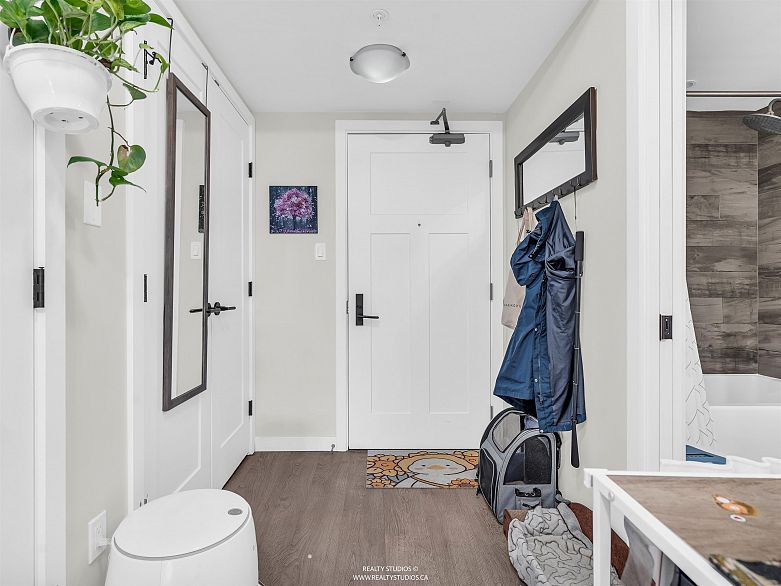 509 311 E 6th Avenue