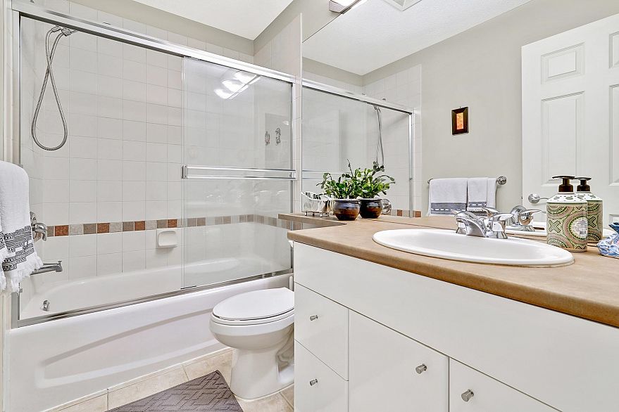 3264 Clermont Mews