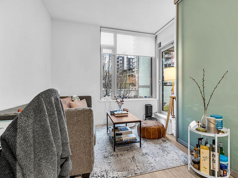 203 1661 Quebec Street