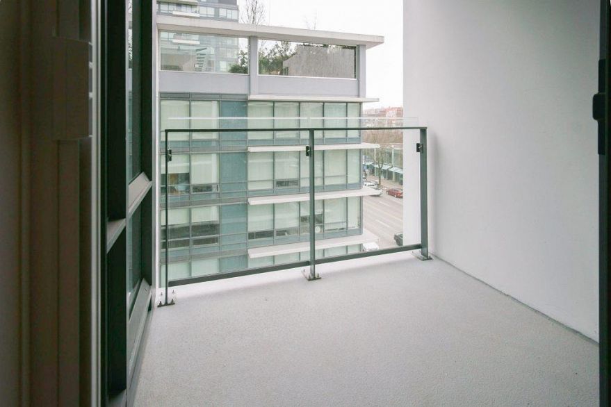 606 159 W 2nd Avenue