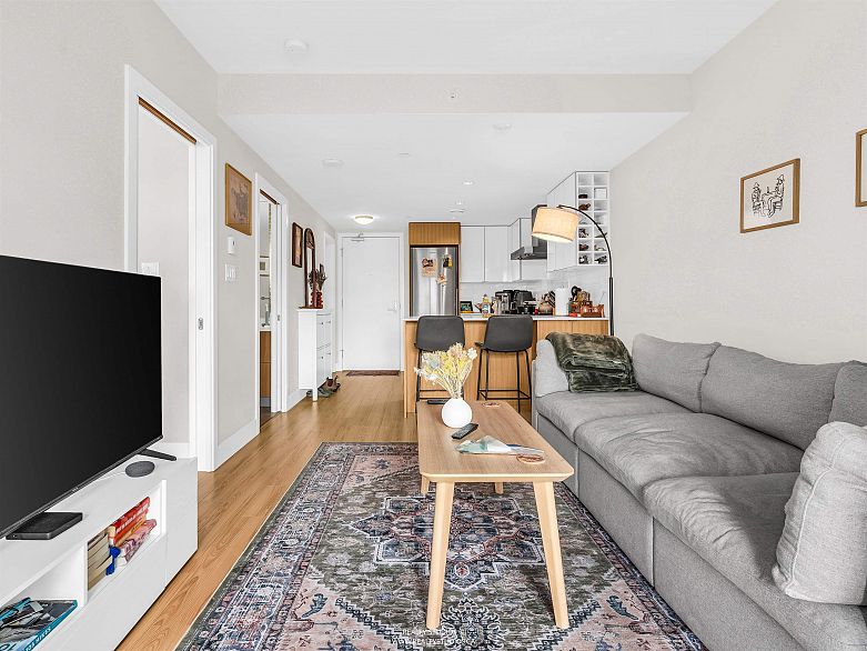 710 159 W 2nd Avenue