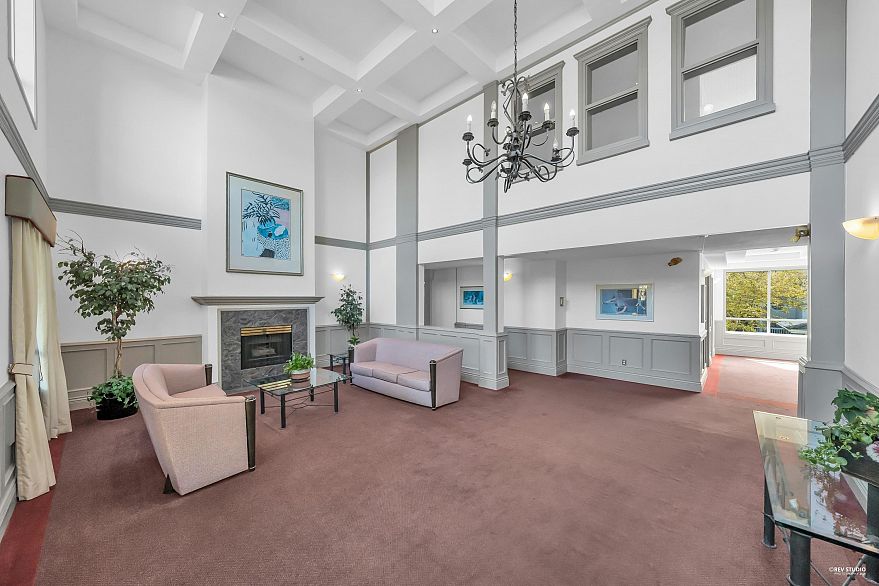 321 360 E 36th Avenue