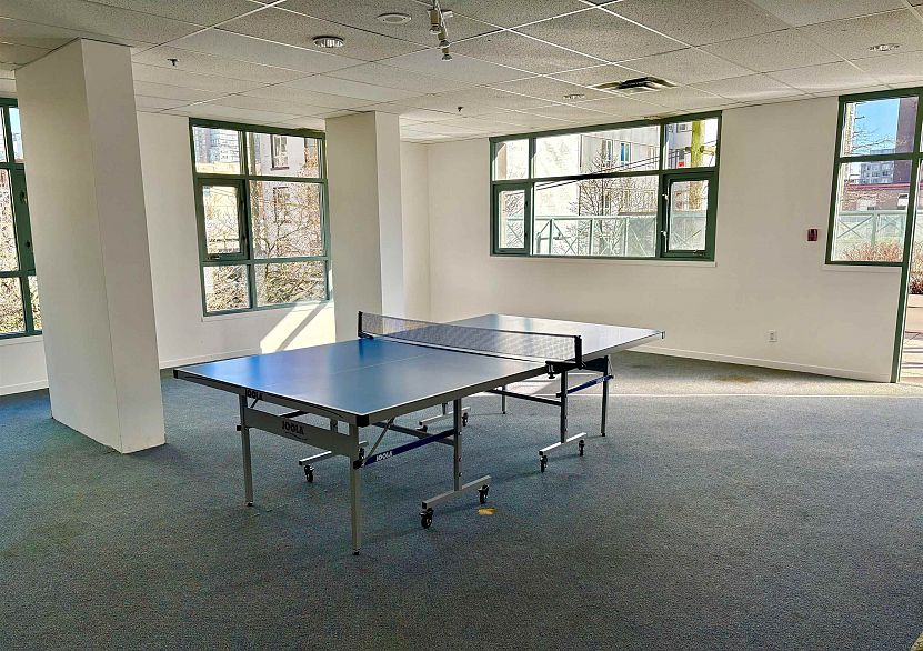 2704 1188 Howe Street