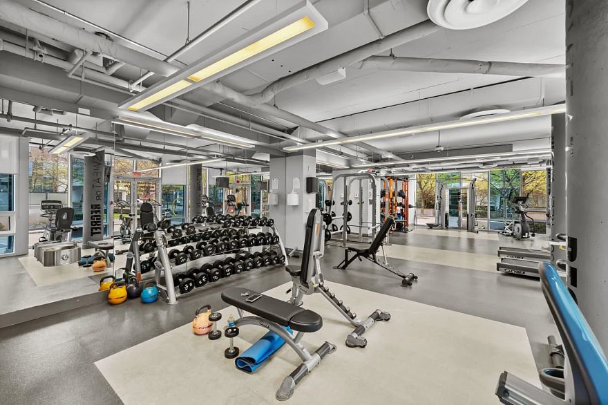 1107 111 E 1st Avenue