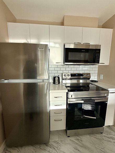 1701 438 Seymour Street