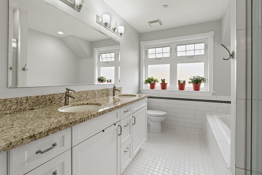 4103 Inverness Street