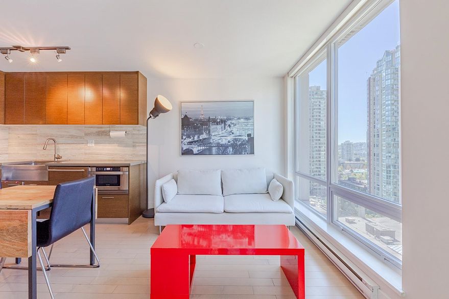 1106 535 Smithe Street