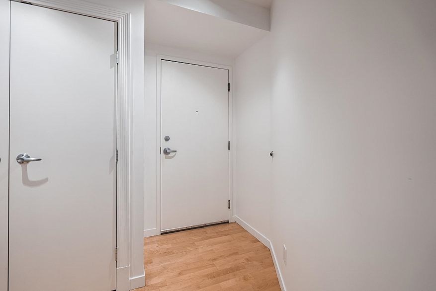 301 1238 Homer Street