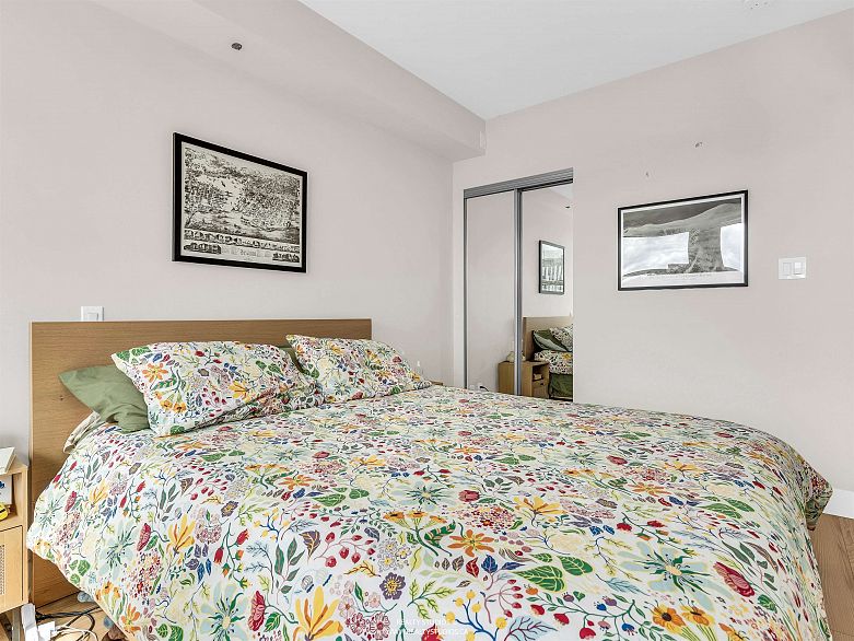 710 159 W 2nd Avenue