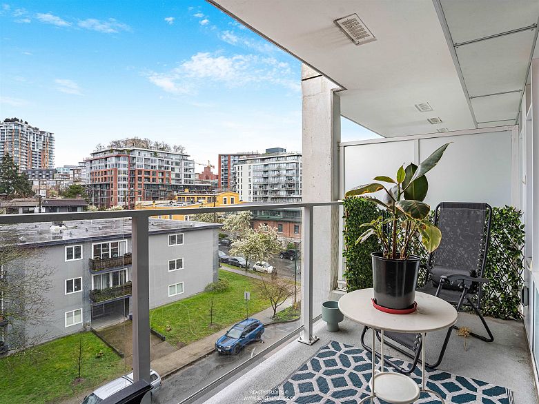 509 311 E 6th Avenue