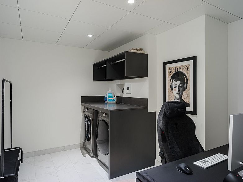 406 1601 Quebec Street