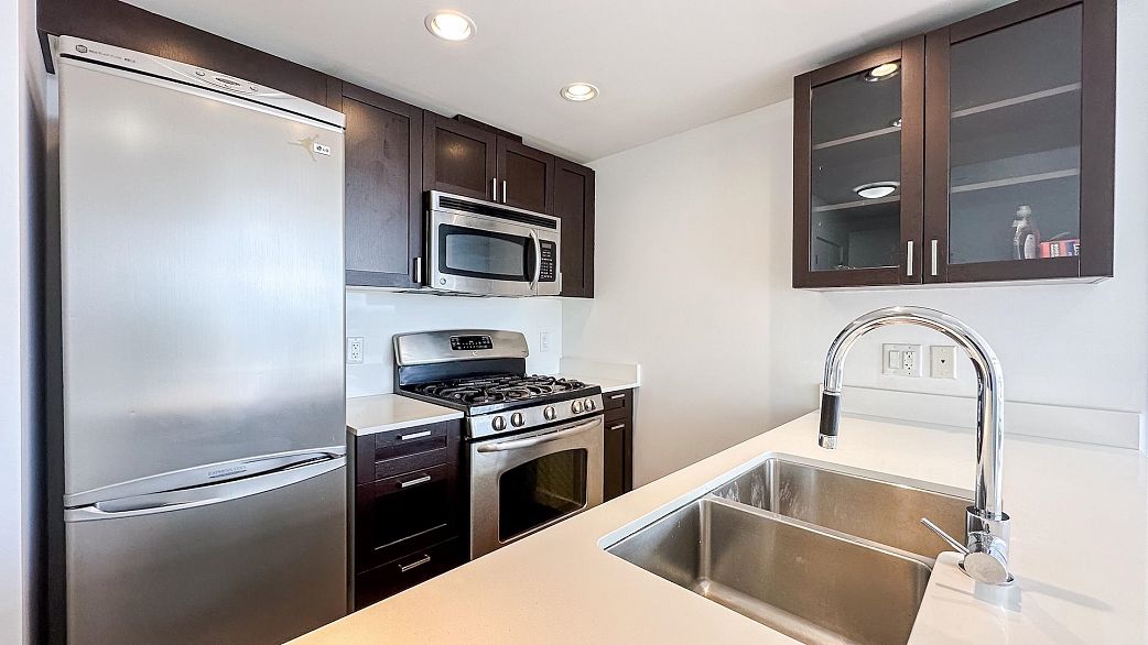 1107 4815 Eldorado Mews