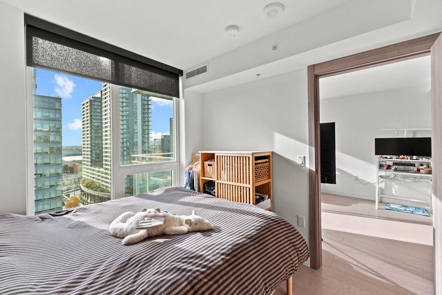 2003 455 SW Marine Drive