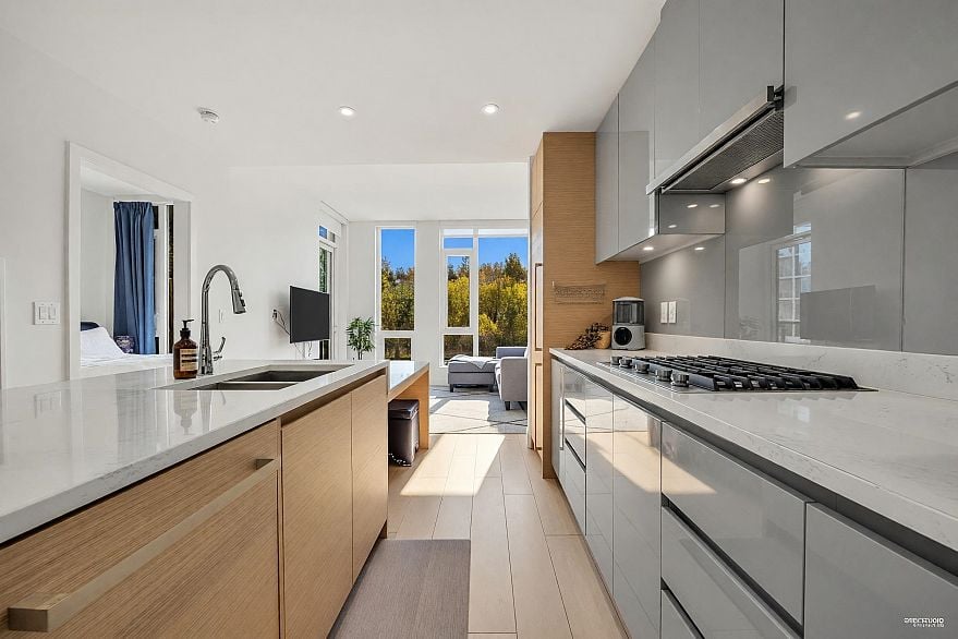 512 3538 Sawmill Crescent