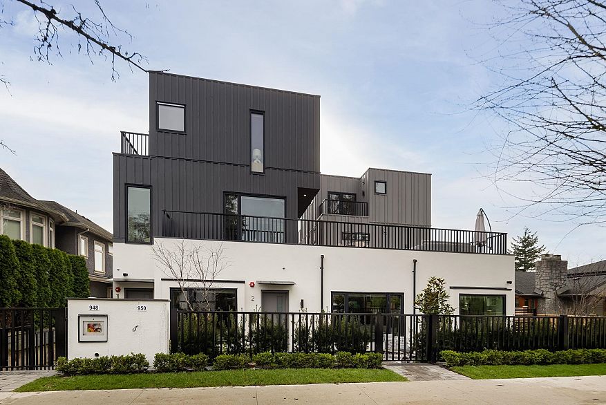 4 950 W 57th Avenue