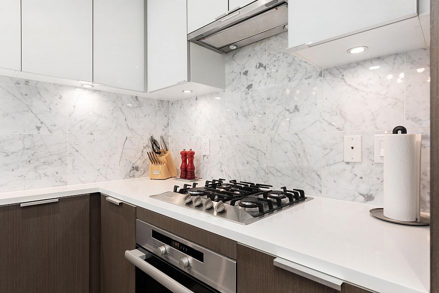 303 110 Switchmen Street