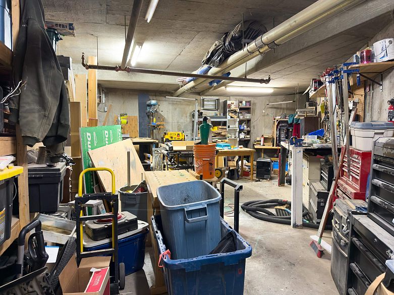 603 288 E 8th Avenue