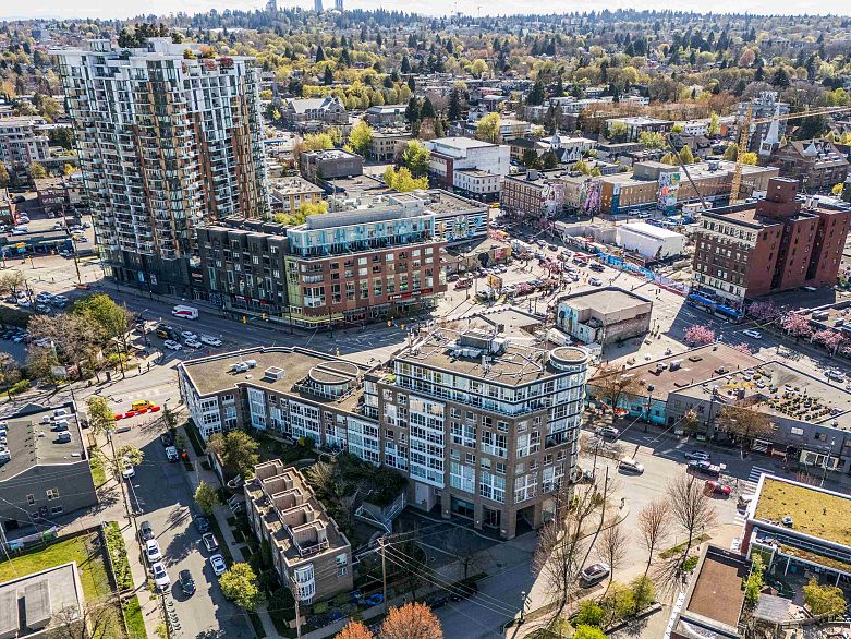 603 288 E 8th Avenue