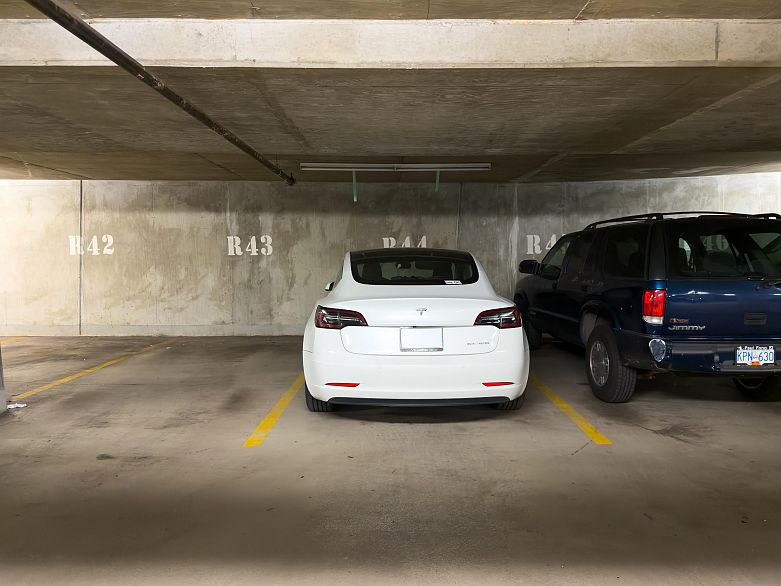 603 288 E 8th Avenue