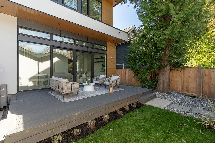 2 3617 W 12th Avenue